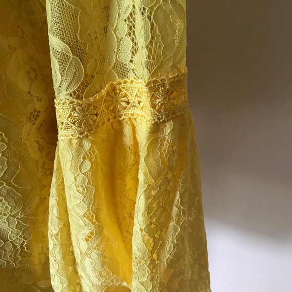 RAFAELLA LACE TOP - Picture 5 of 8